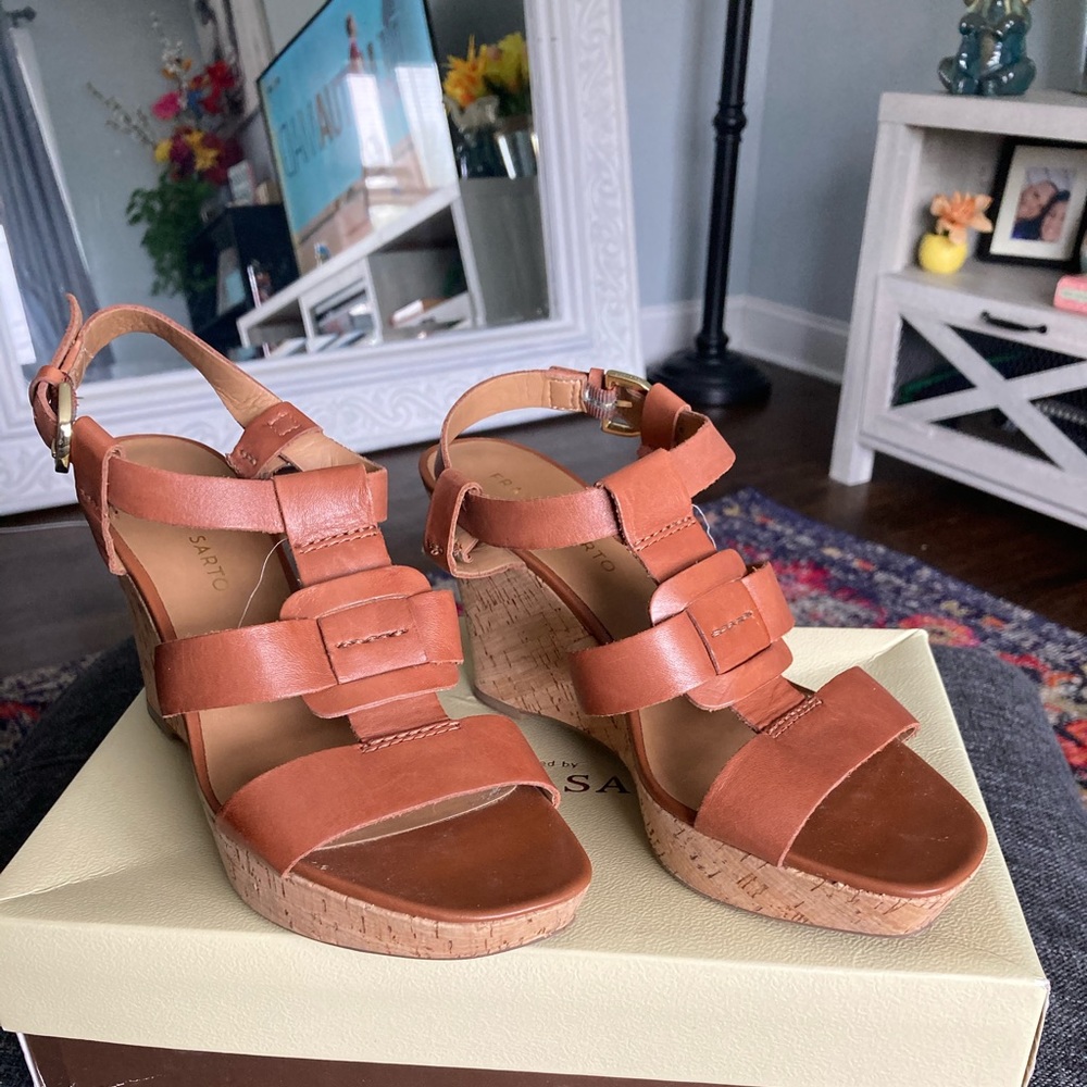Franco Sarto Saddle LEA  size 7.5